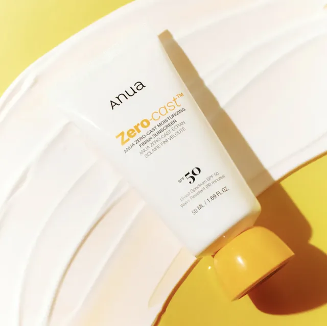 ANUA -  Zero-Cast Moisturizing Finish Sunscreen - Hydratační opalovací krém - 50 ml