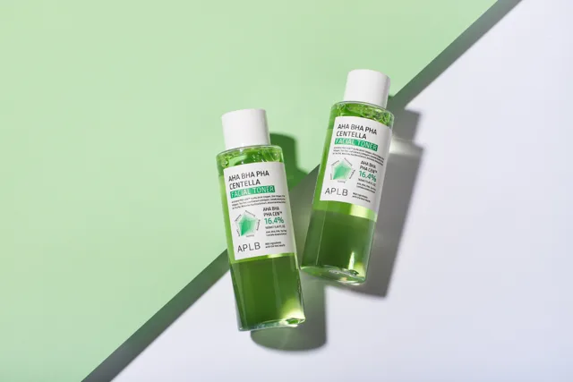 APLB - AHA BHA PHA Centella Facial Toner - Exfoliační, zklidňující toner s centelou a kyselinami - 160 ml
