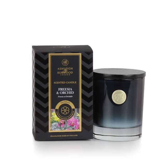 Ashleigh & Burwood London Vonná svíčka malá SIGNATURE - FREESIA & ORCHID, 65g