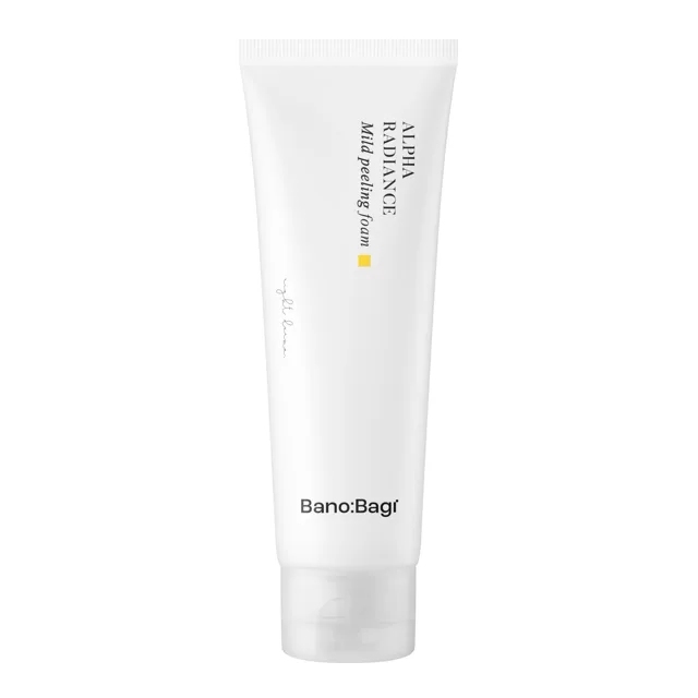 BANOBAGI Čisticí pleťová pěna pro citlivou a aknózní pleť Alpha Radiance (Mild Peeling Foam) 120 ml