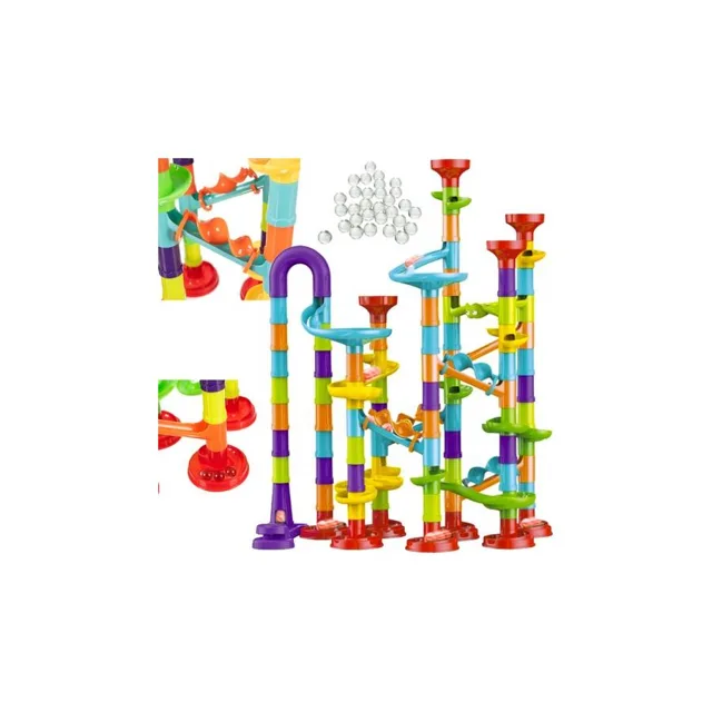 Barevná kuličková dráha