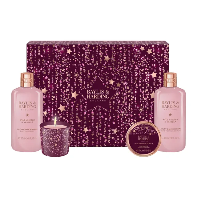 Baylis & Harding Dárková sada péče o tělo se svíčkou Wild Cherry & Vanilla 4 ks