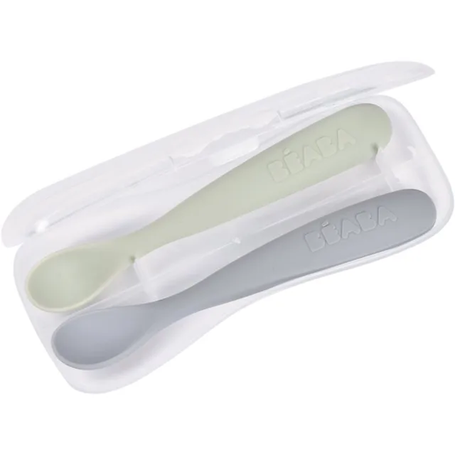Beaba Set of 2 Ergonomic Spoons lžička s pouzdrem Pebble Green 4m+ 2 ks