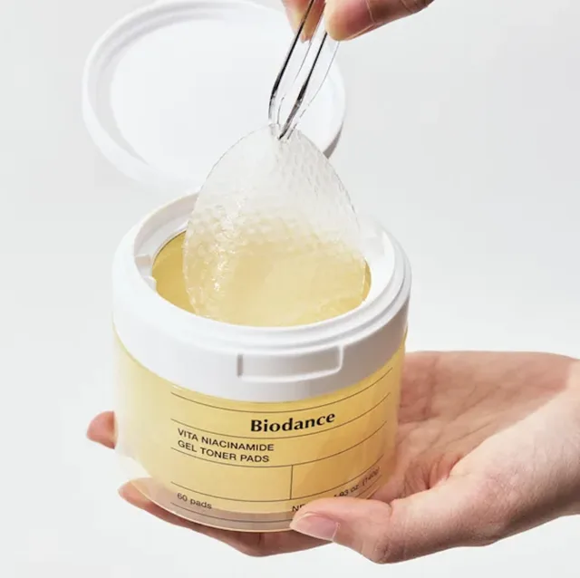 BIODANCE - Vita Niacinamide Gel Toner Pads - Gelové tonerové tamponky s niacinamidem - 60 ks / 140 g