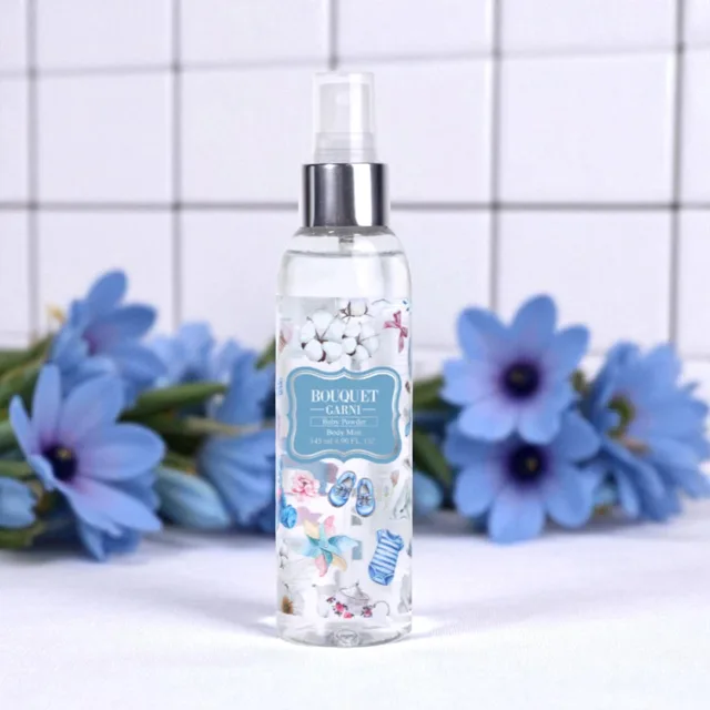 BOUQUET GARNI - Fragranced Hair & Body Mist Baby Powder - Vonný sprej na vlasy a tělo Baby Powder -  145 ml