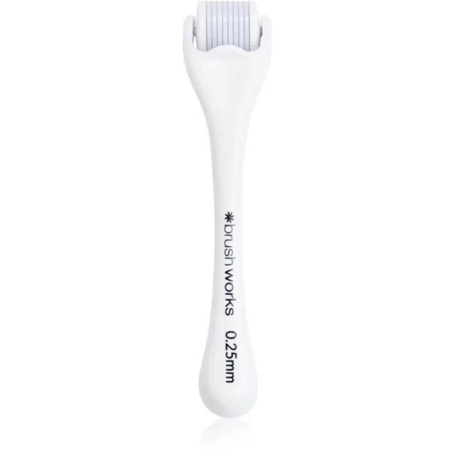 Brushworks Progression Micro Needle Derma Roller mikrojehličkový aplikátor na obličej 0,25 mm 1 ks