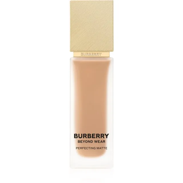 Burberry Beyond Wear Perfecting Matte Foundation tekutý make-up s matným finišem odstín Medium Cool 85 30 ml