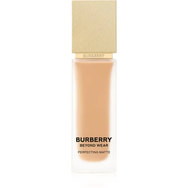 Burberry Beyond Wear Perfecting Matte Foundation tekutý make-up s matným finišem odstín Medium Warm 70 30 ml