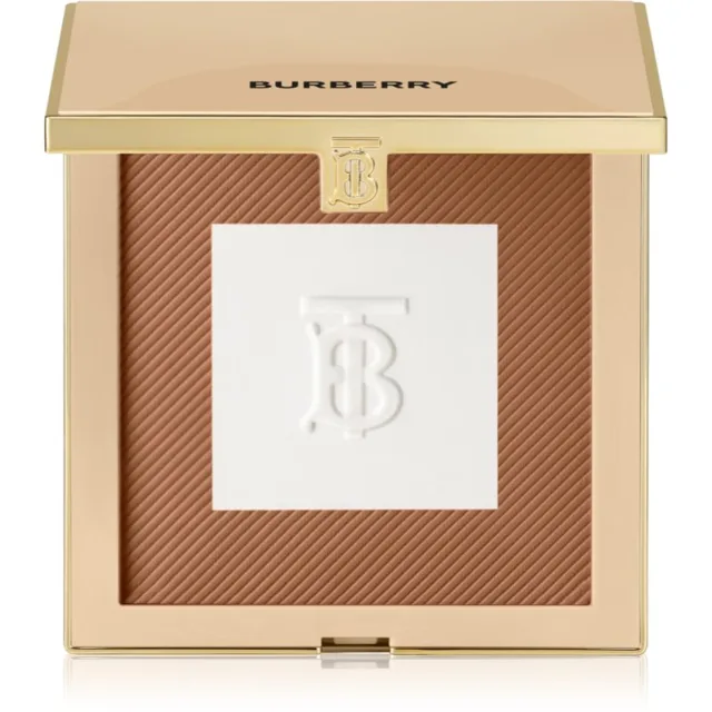 Burberry Beyond Wear Powder matující pudr s vyhlazujícím efektem Deep 04 11 g