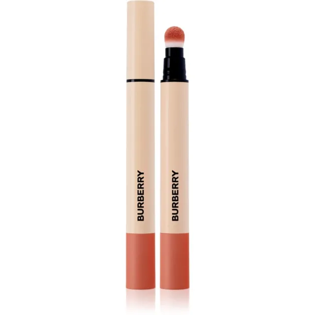 Burberry Brit Matte Veil matná hydratační tekutá rtěnka odstín Marmalade 611 3 ml