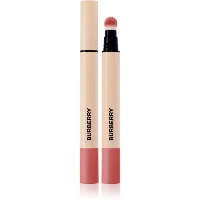 Burberry Brit Matte Veil matná hydratační tekutá rtěnka odstín Peony 620 3 ml