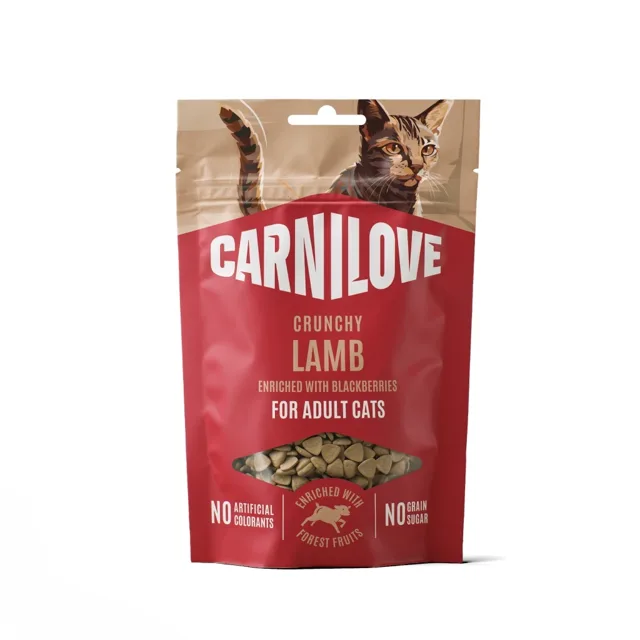 CARNILOVE Crunchy Snack Cat Lamb 50 g s jehněčím masem a ostružinami, křupavá pochoutka pro kočky