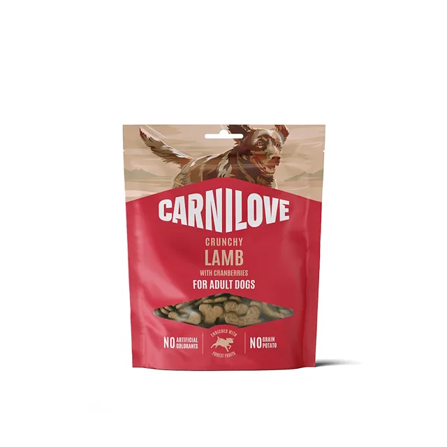 CARNILOVE Crunchy snack pamlsek pro psy jehněčí s brusinkami 200 g