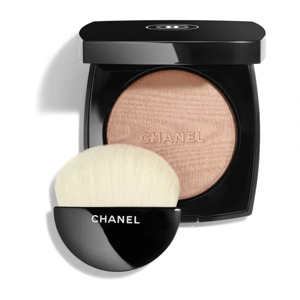 CHANEL Poudre lumière Rozjasňující pudr - 20 WARM GOLD 8.5G 8 g