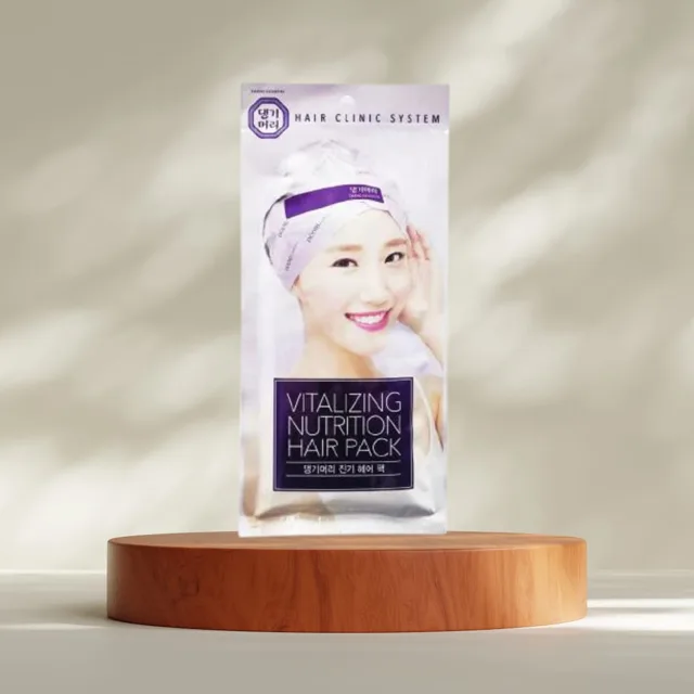 Daeng Gi Meo Ri - Vitalizing Nutrition Hair Pack With Cap - Revitalizační maska na vlasy s čepičkou- 35 ml