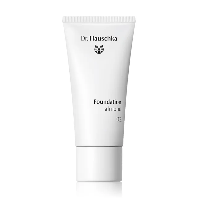 Dr. Hauschka Vyživující make-up s minerálními pigmenty (Foundation) 30 ml 02 Almond