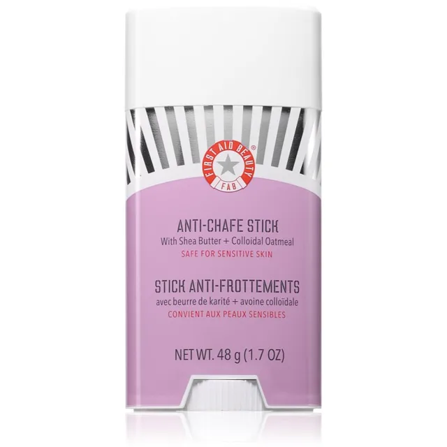 First Aid Beauty Anti-Chafe Stick zklidňující balzám proti svědění a tření v oblasti třísel 48 g