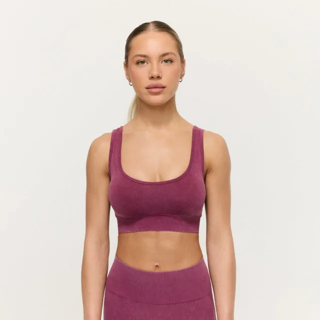 GymBeam Bezešvá sportovní podprsenka Lift Plum