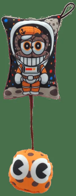 Hračka Let´s Play polštářek motiv panák s catnip 9cm