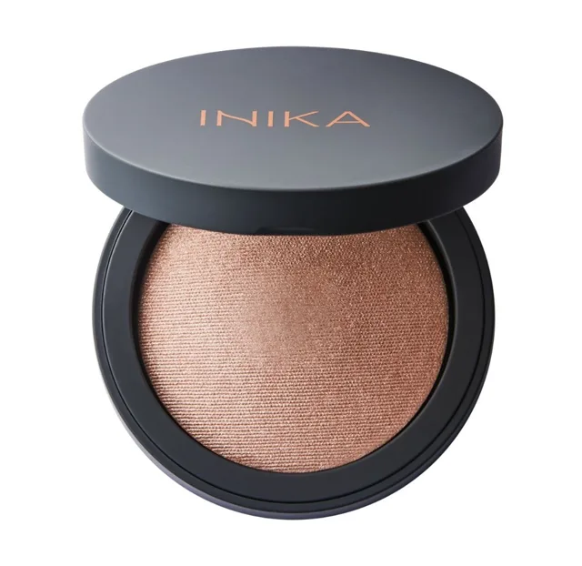 Inika Organic Přírodní zapečený minerální rozjasňovač Starlight 8 g