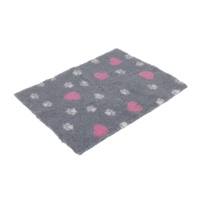 Isobed zooplus šedá deka pro psy se srdíčky a tlapkami - D 100 x Š 75 cm