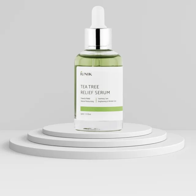 iUNIK - Tea Tree Relief Serum - Sérum pro problematickou pleť s vodou z listů čajovníku - 50 ml