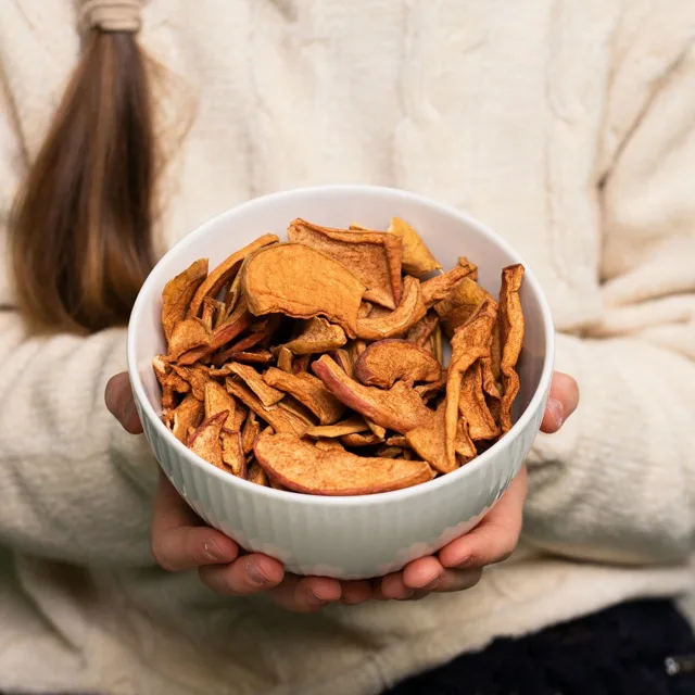 Jablečné chipsy skořicové váha 100g