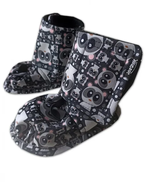 Jožánek Zimní softshellové capáčky pro miminka – pandy 0-6 M