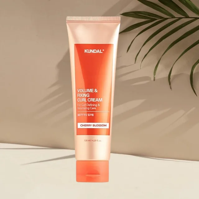 Kundal Volume & Fixing Curl Cream - Přípravek pro dodání objemu a fixaci vln WEDING BOUQUER - 130 ml