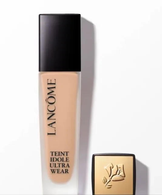 Lancôme Teint Idole Ultra Wear v přirozeném odstínu 006 Beige Ocre, 30 ml