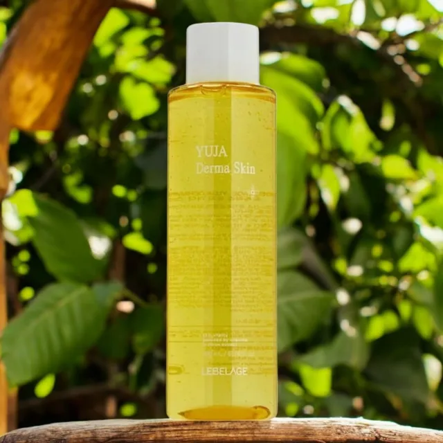 LEBELAGE - Yuja Derma Skin - Rozjasňující toner s vitaminem C - 200 ml