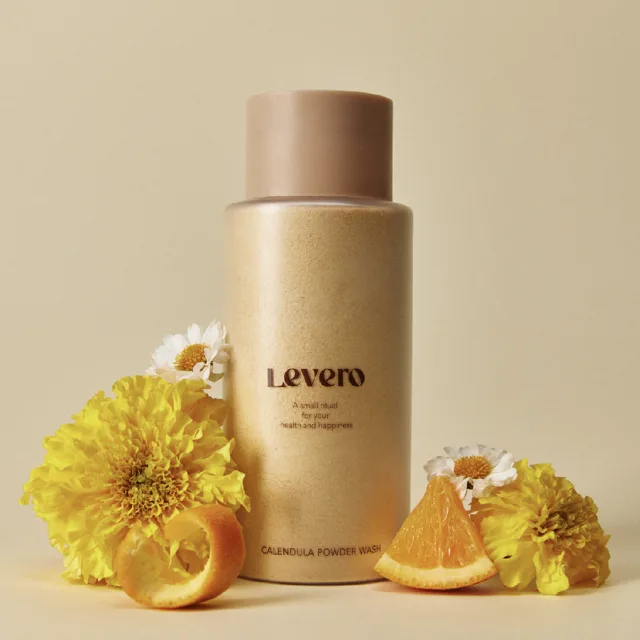 LEVERO - Power Wash Calendula - Heřmánkový enzymatický čisticí pudr - 200 g