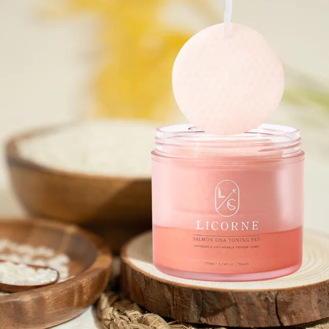 LICORNE - Salmon DNA Toning Pad - Tonizační polštářky s lososím DNA - 230 ml