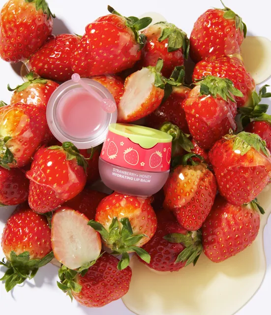 LOOK AT ME - Strawberry+Honey Moisturizing Lip Balm - Vyživující balzám na rty s extraktem z jahod a s medem - 6 g