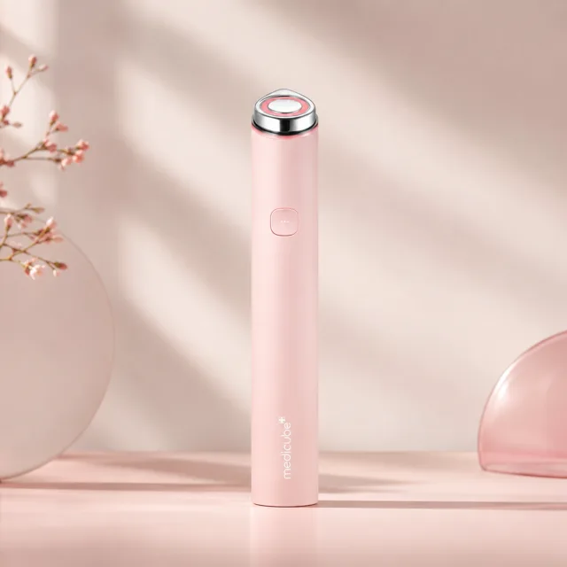 Medicube - AGE-R Booster Pro Mini Plus Pink - Přístroj po lepší vstřebávání skincare - růžový