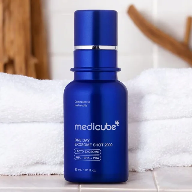 Medicube - One Day Exosome Shot Pore Ampoule 2000 - Revitalizační sérum s mikrojehličkami - 30 ml