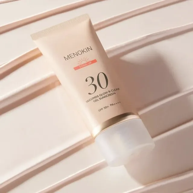 MENOKIN - 30 Seconds Glow & Clear Gel Sunscreen TONE UP - 30sekundový posilující gelový opalovací krém  - 50 ml