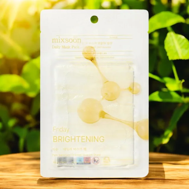 MIXSOON - Daily Mask Pack Friday Brightening - Rozjasňující plátýnková maska s niacinamidem a arbutinem - 20 ml