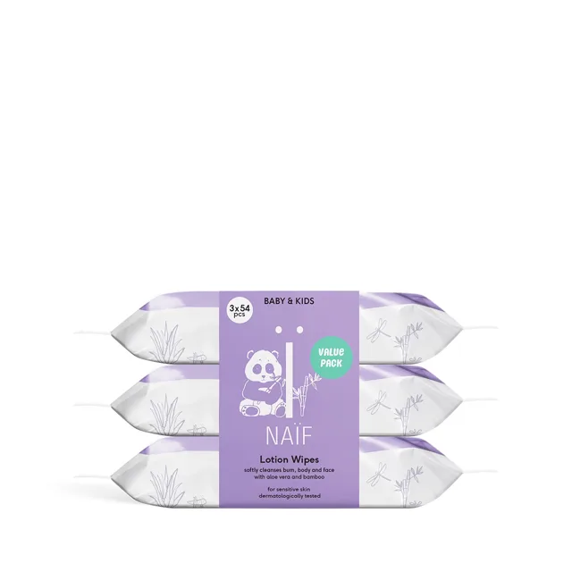NAÏF Pečující vlhčené ubrousky s Aloe Vera pro děti a miminka Baby & Kids (Lotion Wipes) 3 x 54 ks