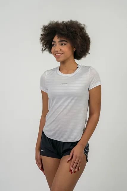 Nebbia FIT Activewear tričko “Airy” s reflexním logem 438, bílá, L