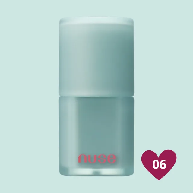 NUSE - Mousse Liptual - Pěnový tónovací balzám na rty - 06 Plum me -  4,5 g