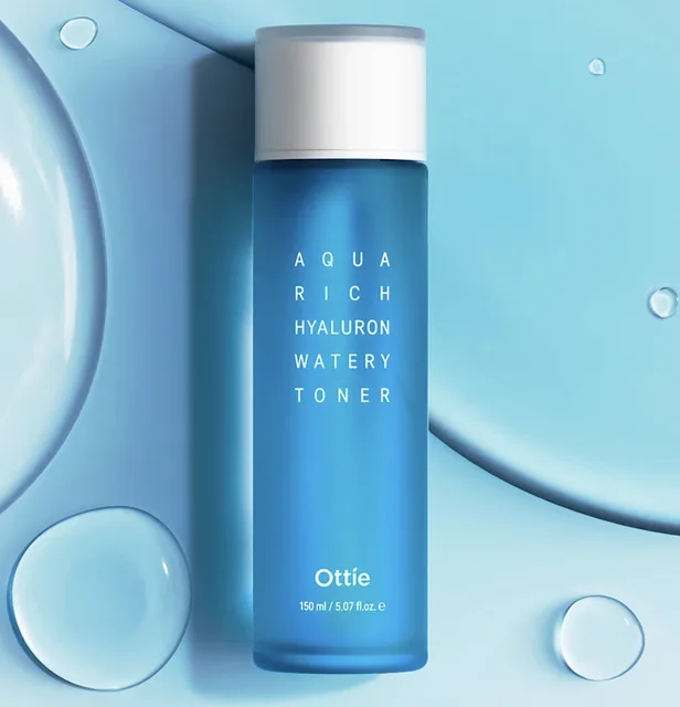 OTTIE - Aqua Rich Hyaluron Watery Toner - Hydratační tonikum s kyselinou hyaluronovou - 150 ml