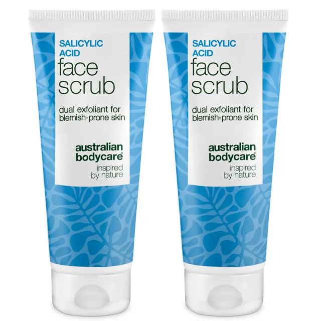 Peeling s kyselinou salicylovou na akné a pupínky — Peeling s kyselinou salicylovou na akné. Čistí póry do hloubky a dodává jas. S kyselinou salicylovou a exfoliačními meruňkovými jádry.
