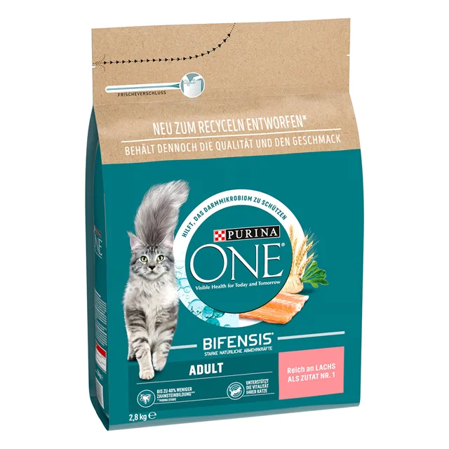 Purina One Adult granule losos, celozrnné obiloviny - 2 x 2,8 kg