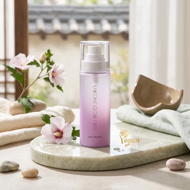 SELF BEAUTY - Uniconic Glow Fixer - Rozjasňující fixační sprej na make-up - 100 ml