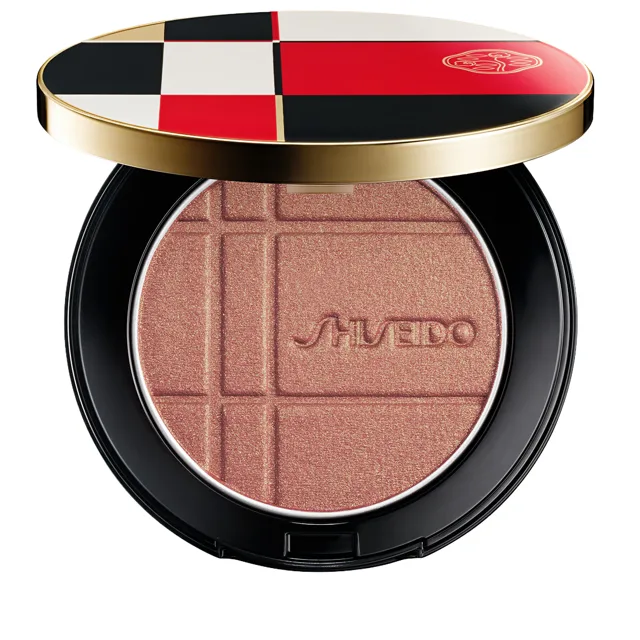 Shiseido Rozjasňující pudr Color + Glow Enhancer 7,2 g 03 Gold Amber