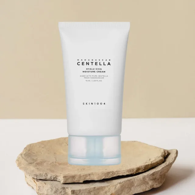 SKIN1004 - Madagascar Hyalu-cica Moisture Cream - Zklidňující a hydratační krém - 75 ml