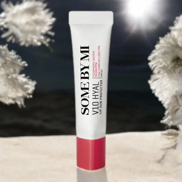 SOME BY MI - V10 HYAL Lip Sunprotection SPF15 - Ochranný balzám na rty s SPF15 odstín BERRY - 7 ml