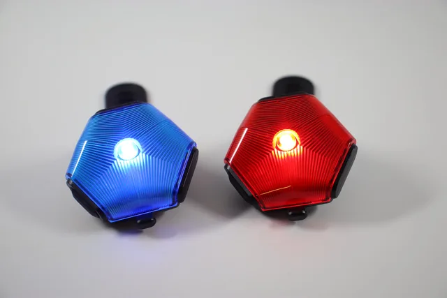 Svítící přívěšek pro psa Krystal - nabíjecí přes USB Barva: Modrá
