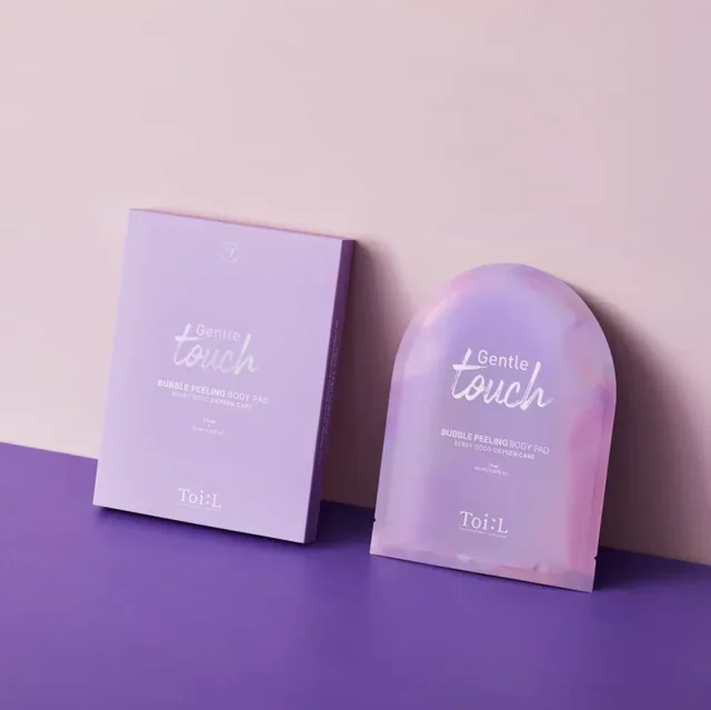 TOI:L - Gentle Touch Bubble Peeling Body Pad - Pěnový peeling pro jemný dotek - 1ks